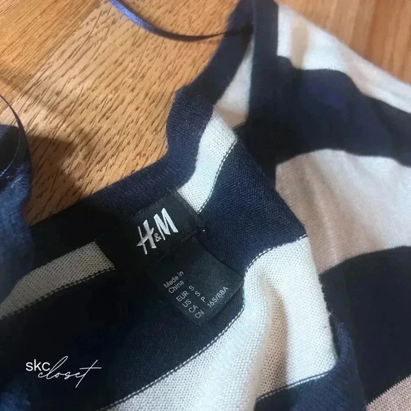 EXPRESS Women's Navy Blue/White Stripe Short-Sleeve Sweater Dress, S - Picture 5 of 9